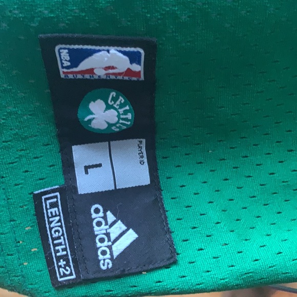 COPY - Adidas Celtics Jersey vintage - Picture 7 of 12